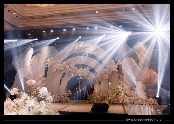 Trang trí tiệc cưới tại Park Hyatt Saigon - 16.jpg
